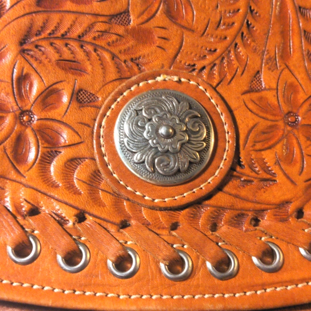 Western Style Crossbody Bag with Embossed Design and Long Strap - Picture 4 of 12